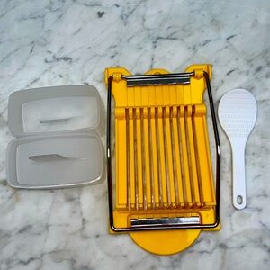 Egg slicer with accessories set Dimensions: 9L in x 5W in x 2H in